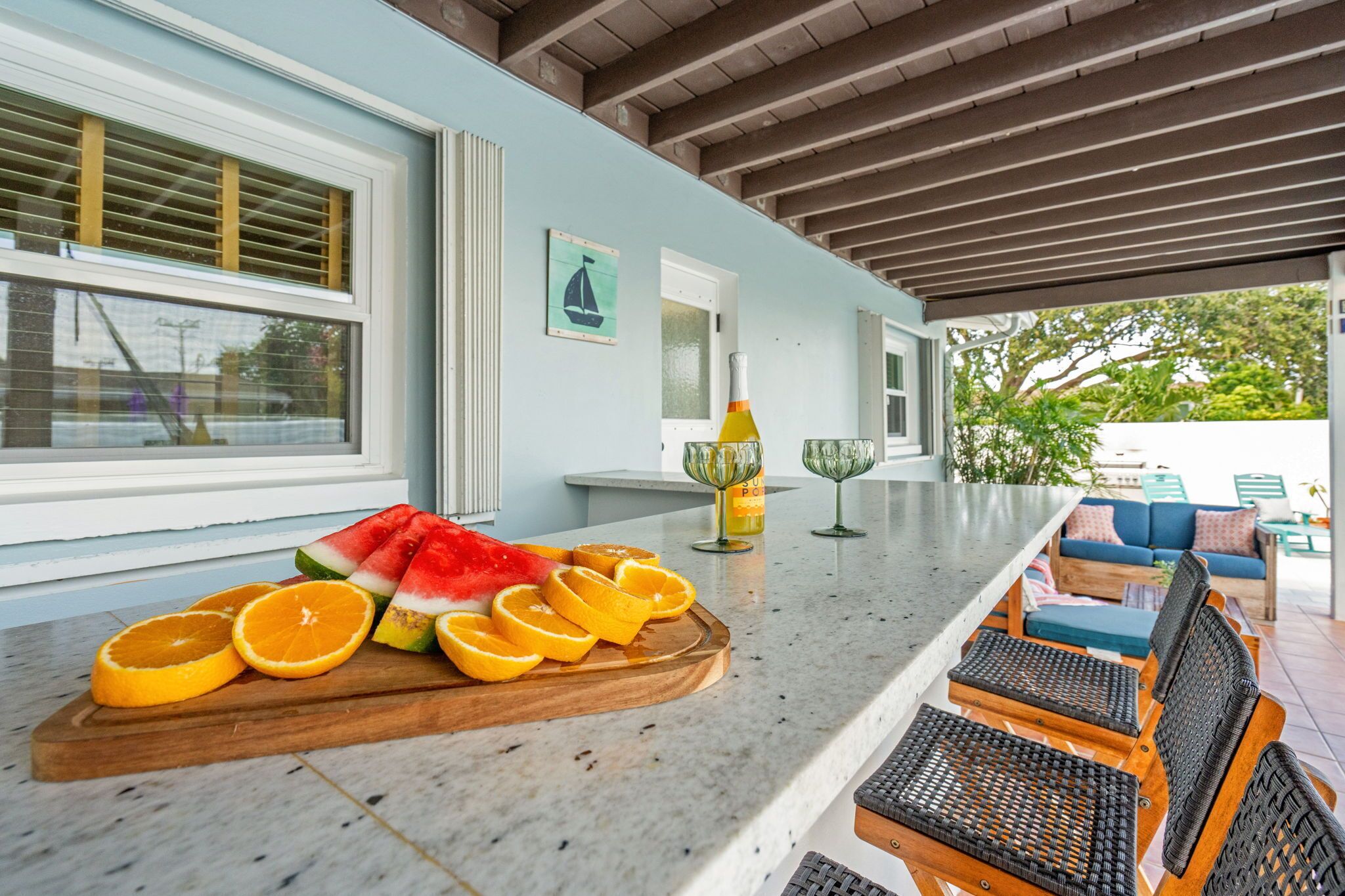 Poolside bar