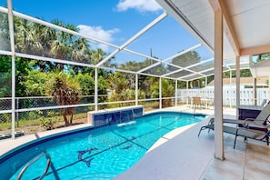 Outdoor pool - 1295 Barber St (Sebastian)