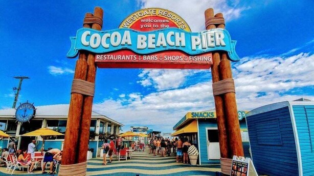Beach bar - 412 Harrison Ave (Cape Canaveral)