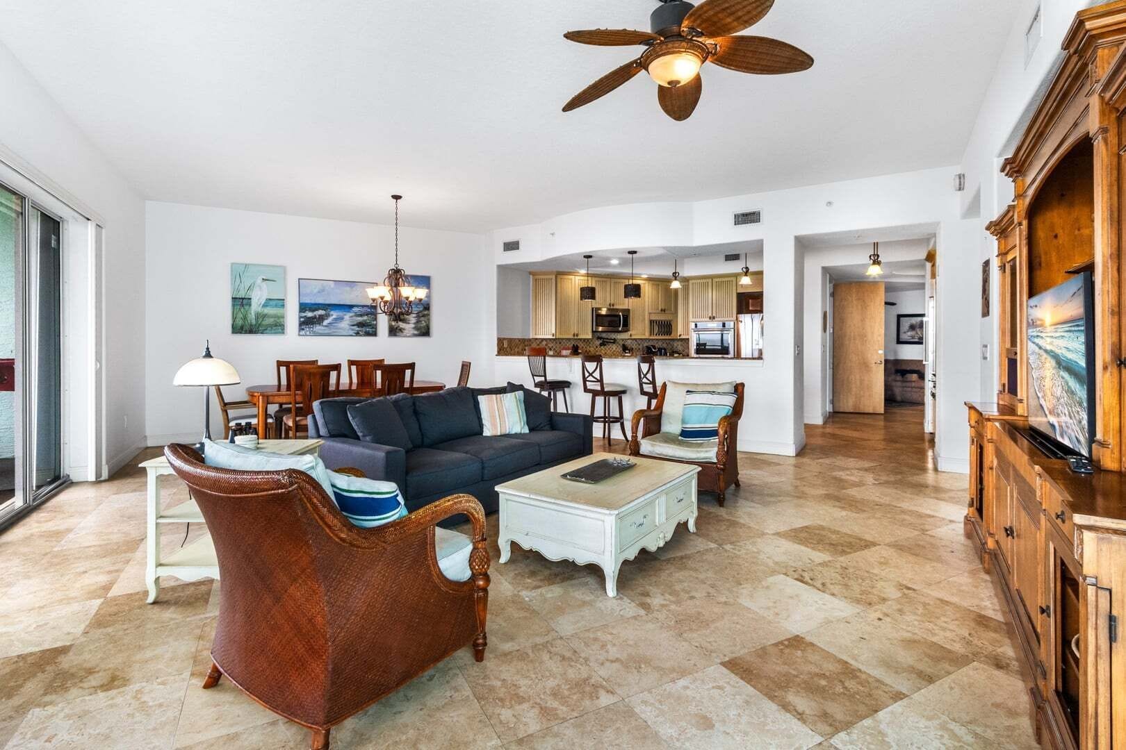 Apartment (3 Bedrooms) | Living area | 40-inch Smart TV with digital channels