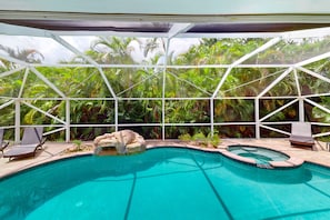 Outdoor pool - 5611 Eastwood Dr (Fort Pierce)
