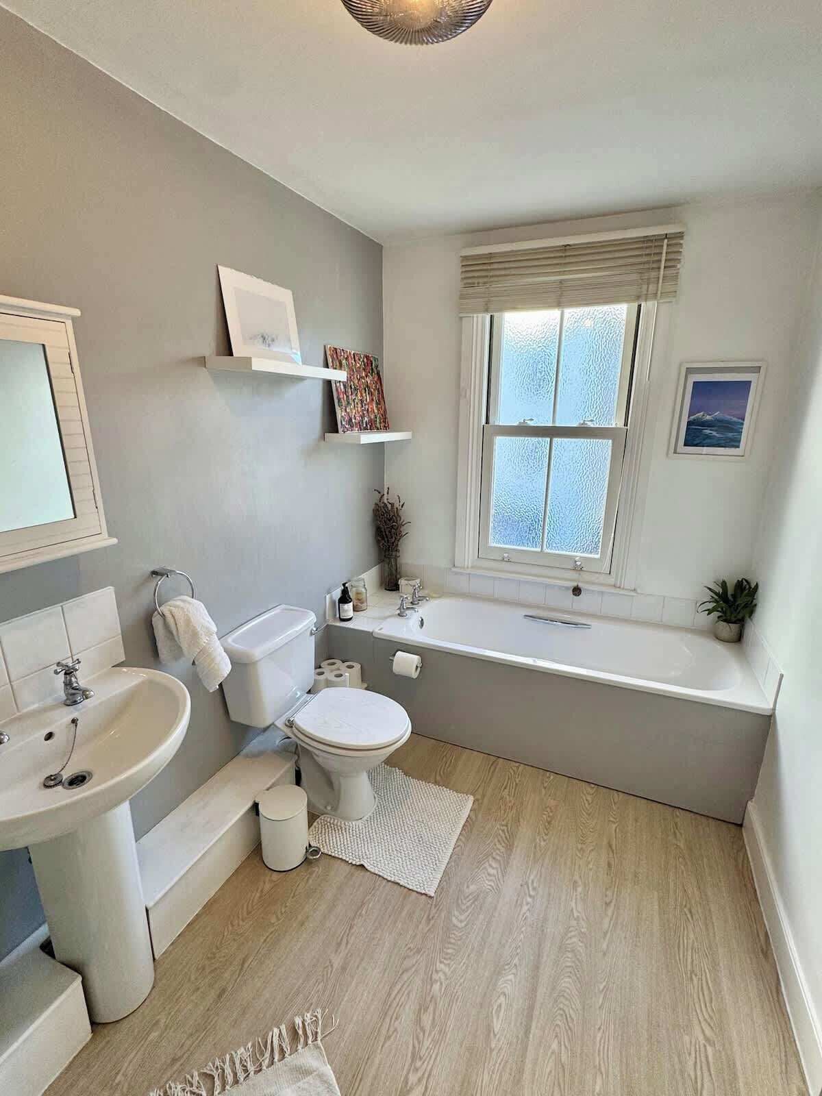 Een douche, een haardroger