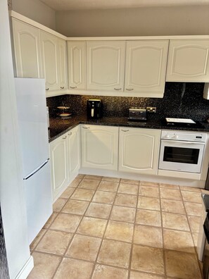 Fridge, microwave, oven, stovetop - Spacious Beachfront Apartment with STUNNING SEA VIEWS  (St Andrews)