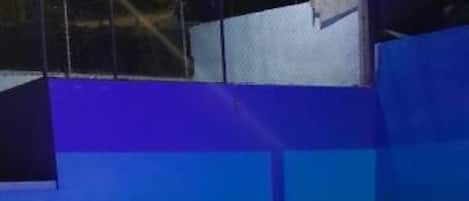 プール
