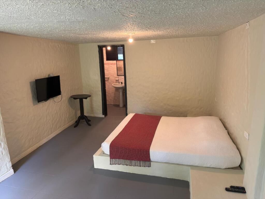 Quarto casal econômico | Wi-Fi de cortesia