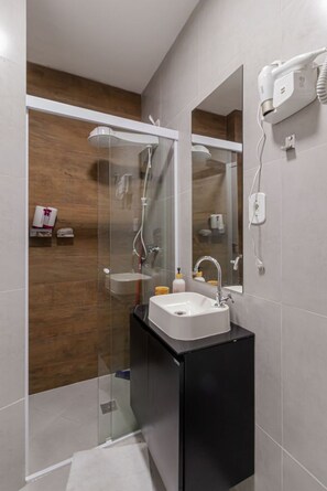House | 1 bedroom - Studio com Garagem e Wi-fi no Centro de Campinas (Campinas)