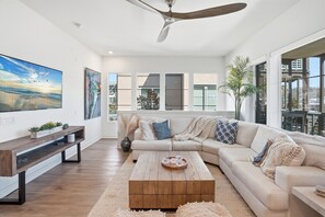 Living area - Beach Condo at Doheny Beach in Dana Point! (Dana Point)