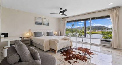 Hawaii Kai Gem | Private Dock, AC, Pool
