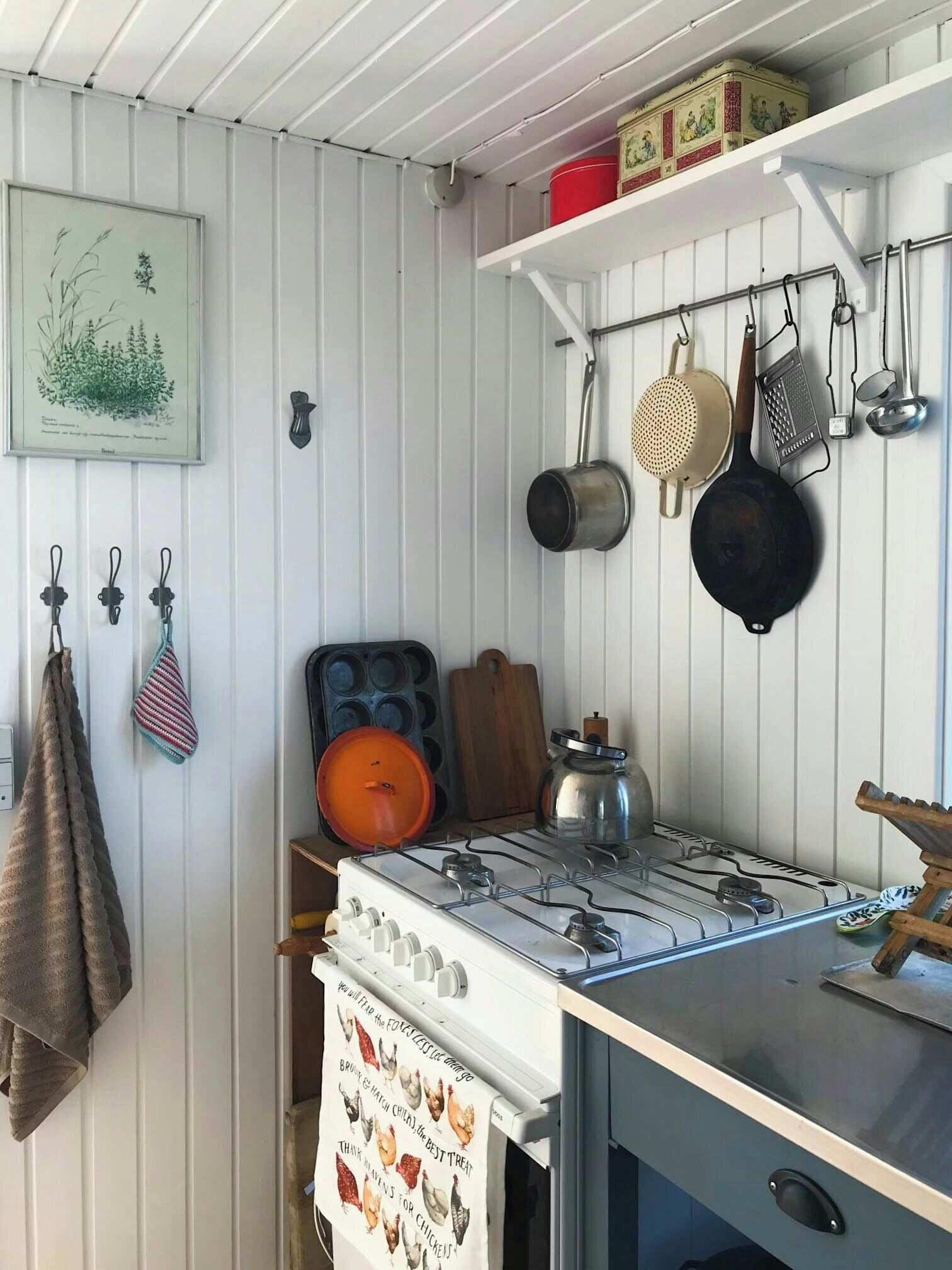 Oven, coffee/tea maker