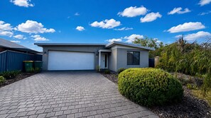 Exterior - Busso Escape – The Perfect South West Getaway (Broadwater)