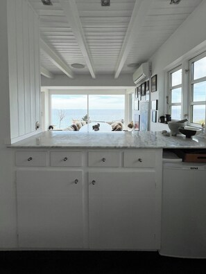 Interior - House with sea view and atrium (Kalundborg)