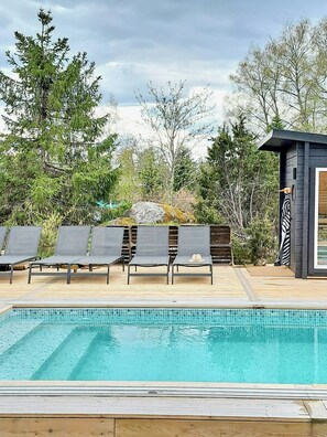 Pool - Charming mini cottage near Stockholm (Tungelsta)
