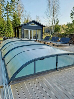 Terrace/patio - Charming mini cottage near Stockholm (Tungelsta)