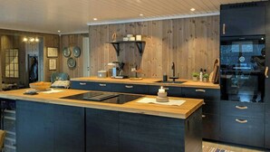 Private kitchen - Dream cabin in the mountains with luxury and spa (Budal)