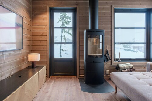 Modern cabin with ski-in/ski-out at Hafjell