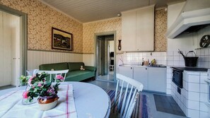 Interior - Peaceful Oasis in a Unique Historic Village (Strömsberg)