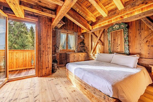 18th-century barn close to Camaiore's lake