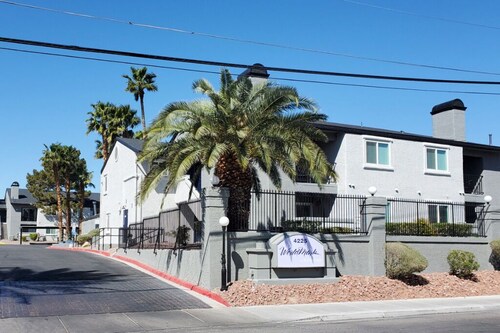 BLOCK WM Spencer St - 2br