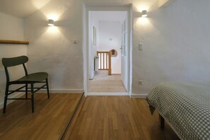 Desk, free WiFi - Tower house with two terraces in Bad Münstereifel (Bad Münstereifel)