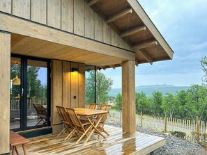 Outdoor dining - Modern cabin by the ski trails at Fagerhøy (Sør-fron)