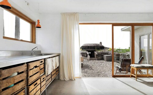 Sea view and idyll in Bungenäs on Gotland