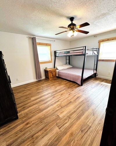 3-bedroom house in a GREAT location on Highway J in Perry!!