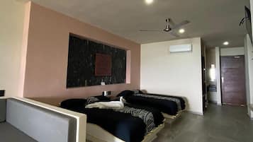 Suite | Interior
