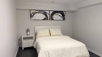 1 bedroom, iron/ironing board, WiFi