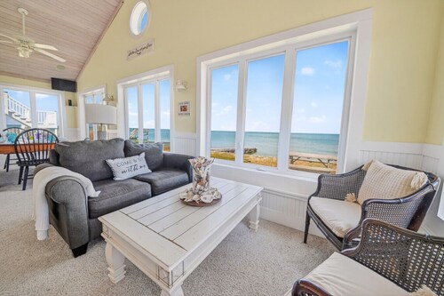 Private Sandy Beach & Chesapeake Bay Sunsets