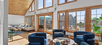 Epic Wells Beach House: The Apex at Moody