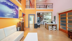 Basic Room, 2 Bedrooms (Room 105 (Ocean View, Duplex))