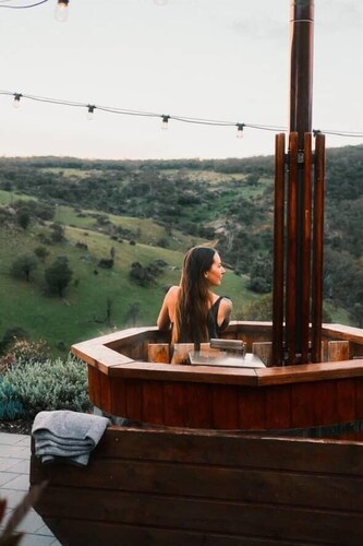 Kaiser - Self contained tiny house with king bed