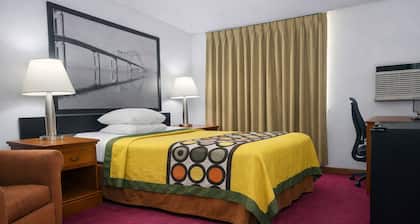 ALGONA INN