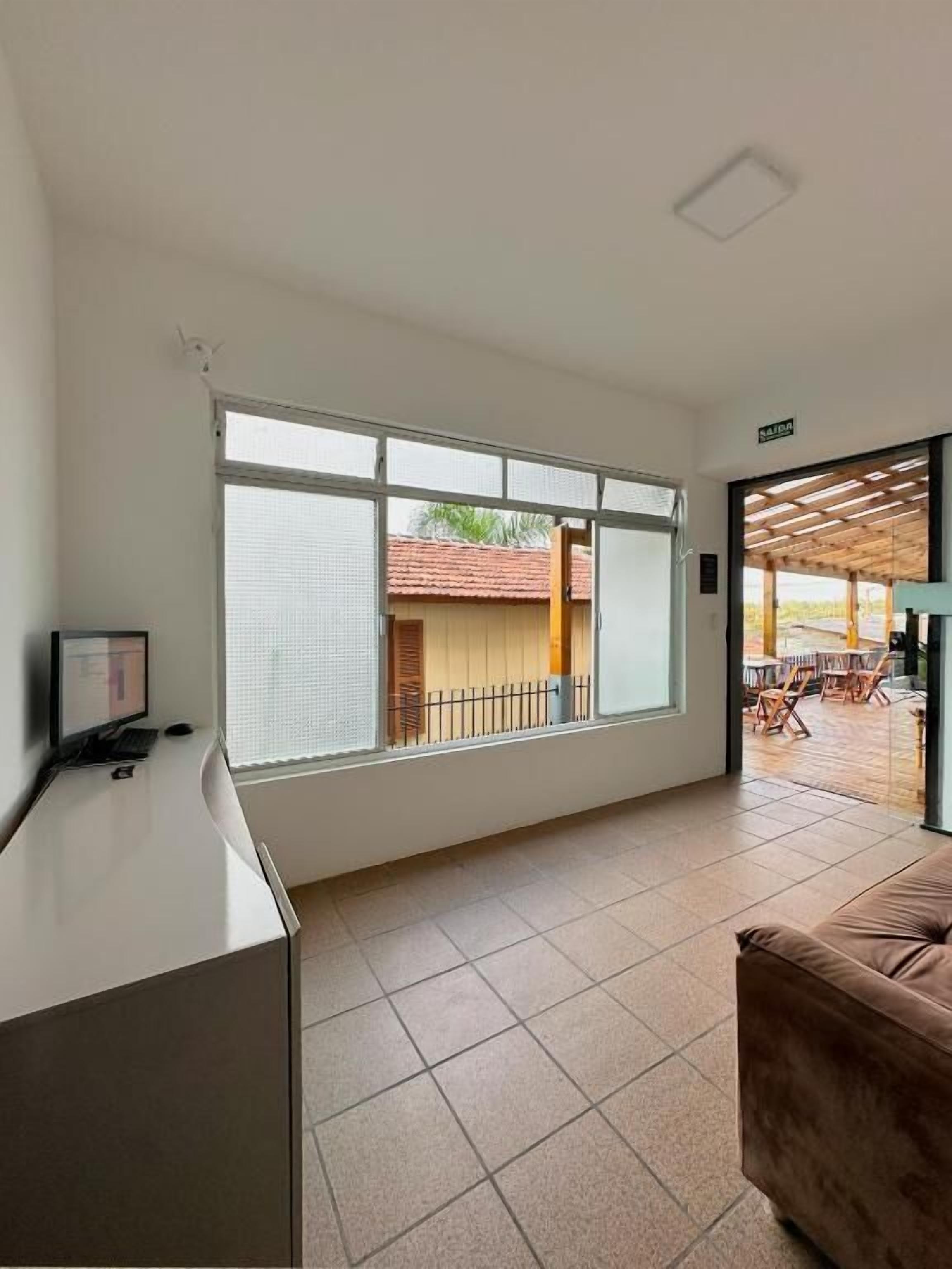Quarto duplo econômico | Área de estar