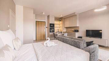 Apartment, Smoking
