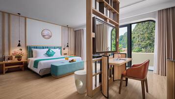 Presidential Suite Room | Premium bedding, minibar, blackout drapes, soundproofing