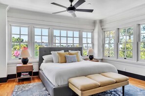 Room - Private Historic Point Loma Estate: Pool, Gardens & Coastal San Diego Living (San Diego)