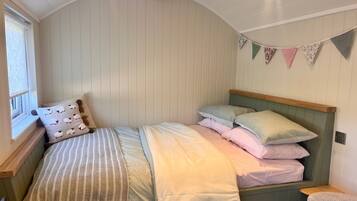 1 habitación, wifi y ropa de cama