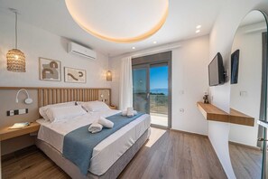 3 habitaciones, tabla de planchar con plancha y cuna de viaje 
