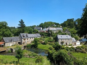 Esterni