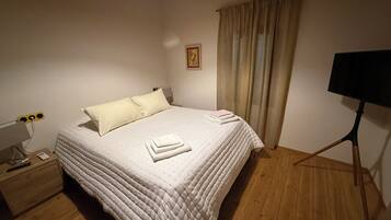 3 Schlafzimmer, Bügeleisen/Bügelbrett, kostenloses WLAN, Bettwäsche