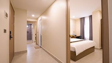Family Apartment, Balcony, City View | Desk, free WiFi