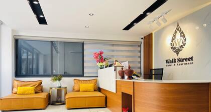 Walk Street Hotel & Apartment