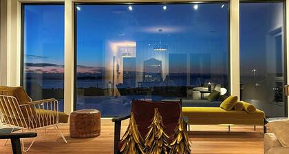 Top-floor flat by the harbour in Åkrehamn