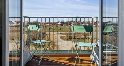 Apartment with harbour view in Karrebæksminde