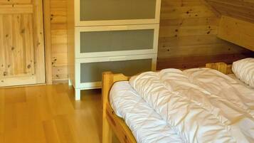 5 bedrooms, free WiFi