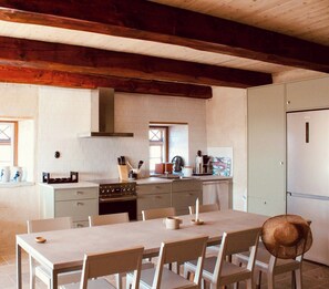 Oven, dishwasher, coffee/tea maker