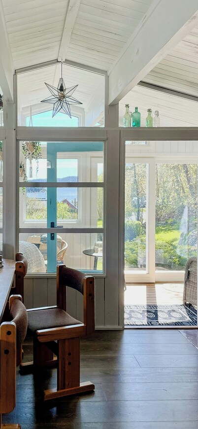Cabin with 3 bedrooms near beach in Svalerødkilen
