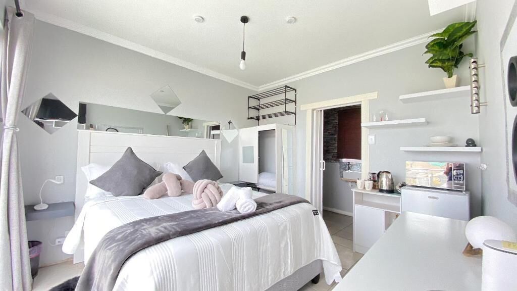 Zimmer, 1 Schlafzimmer, Balkon