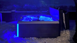 Baignoire à remous extérieure